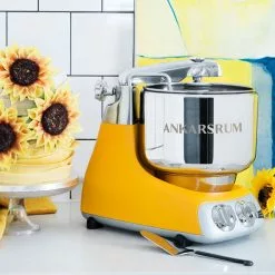 Ankarsrum Original 6230 Model Stand Mixer | Sunbeam Yellow -Frying, Grilling & Cooking Shop amkarsrum assistent gul 005 web