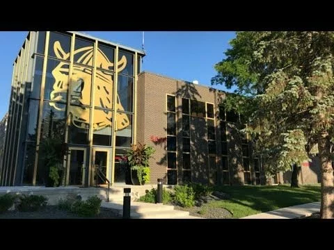 Nordic Ware Sizzling Steak Servers | Set Of 4 6 Nordic Ware Sizzling Steak Servers | Set Of 4 - Image 4